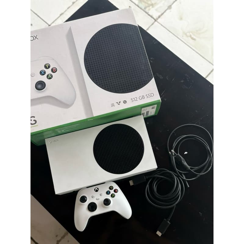 Xbox Series S 512GB Semi-Novo | 1 Ano de Uso | Controle Original | Perfeito Estado