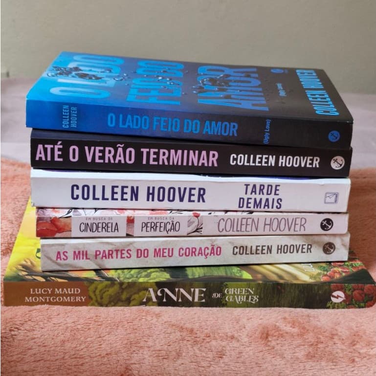 Desapego Livros Diversos - Romance e Fantasia - Colleen Hoover, Jane Austen e mais