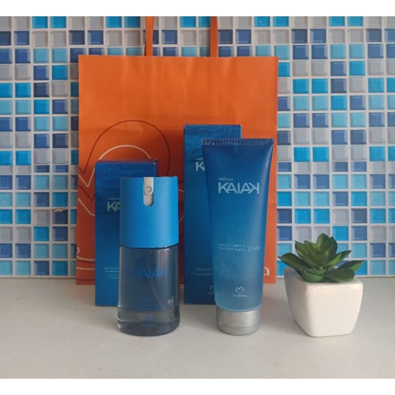 Kit Kaiak Masculino Desodorante Corporal 100ml + Shampoo Cabelo e Corpo Refrescante 125ml Val:2028