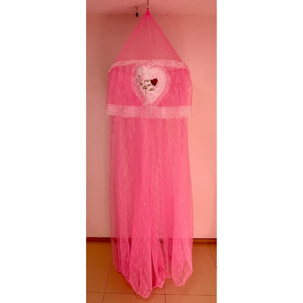 Mosquiteiro Enfeitado Coração Bordado Para Cama Box e Queen