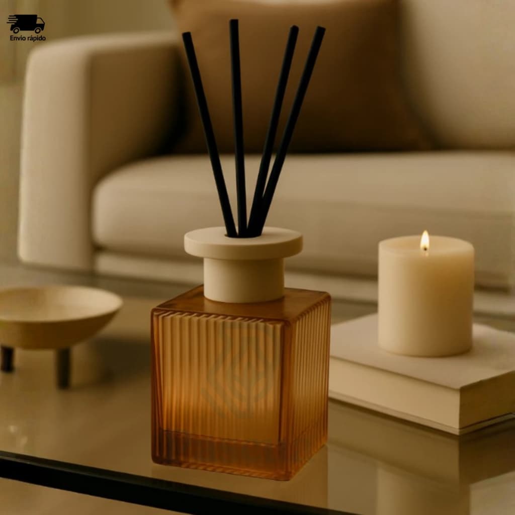 Difusor de Vidro 200 ML Quadrado Rose Canelado Aromatizador de Ambiente com Tampa Bege  + Varetas