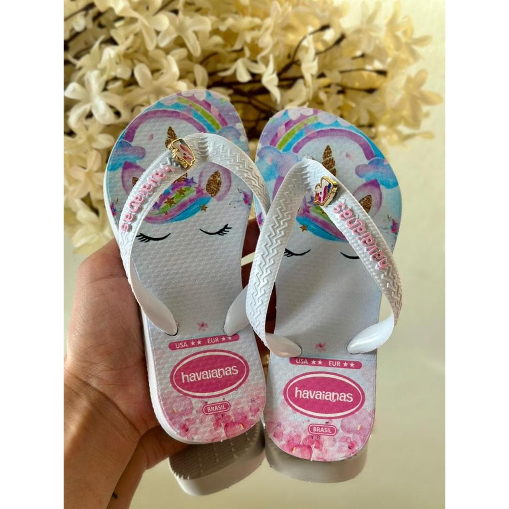 Chinelo Infantil Personagem Com Pingente Macio Antiderrapante Menina 25 ao 32