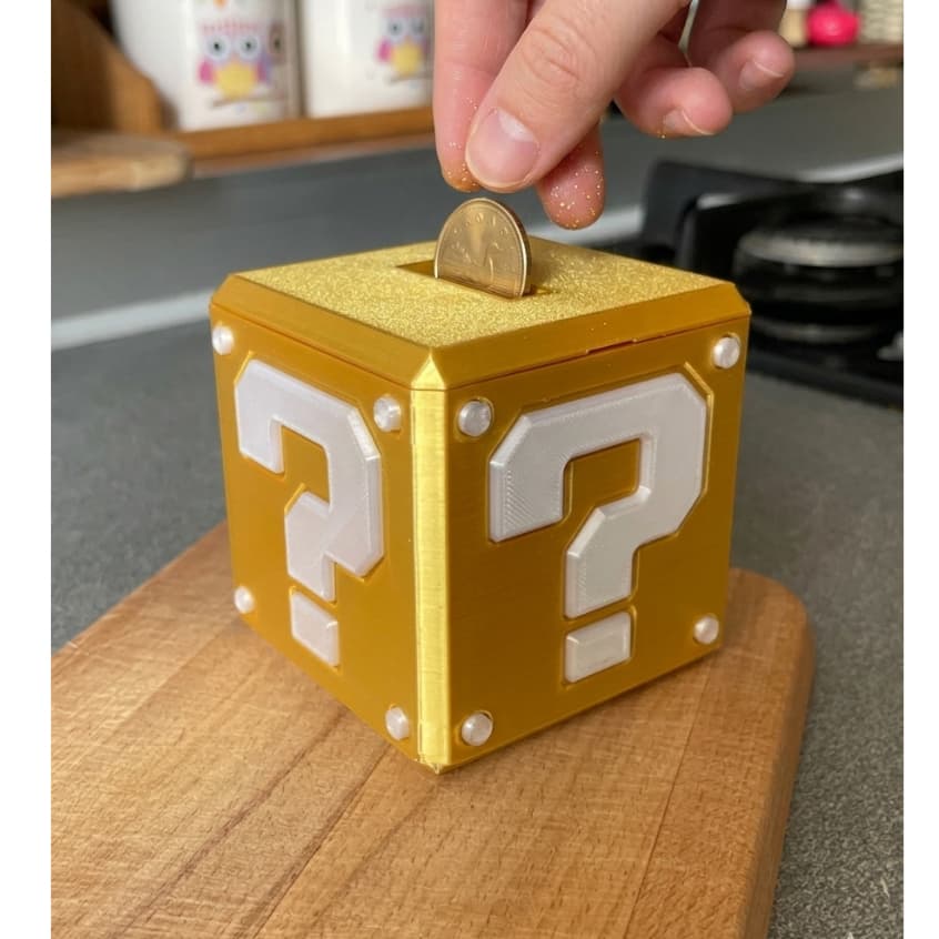 Cofre Bloco De Interrogação Super Mario - Edição Especial (Dourado/Metálico)