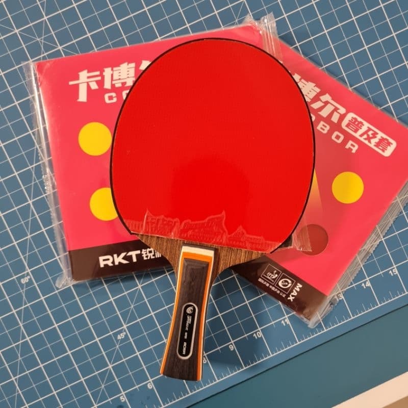 Raquete Profissional M2 Boer Híbrida ofensiva montada com borrachas Reactor Corbor ITTF Clássica