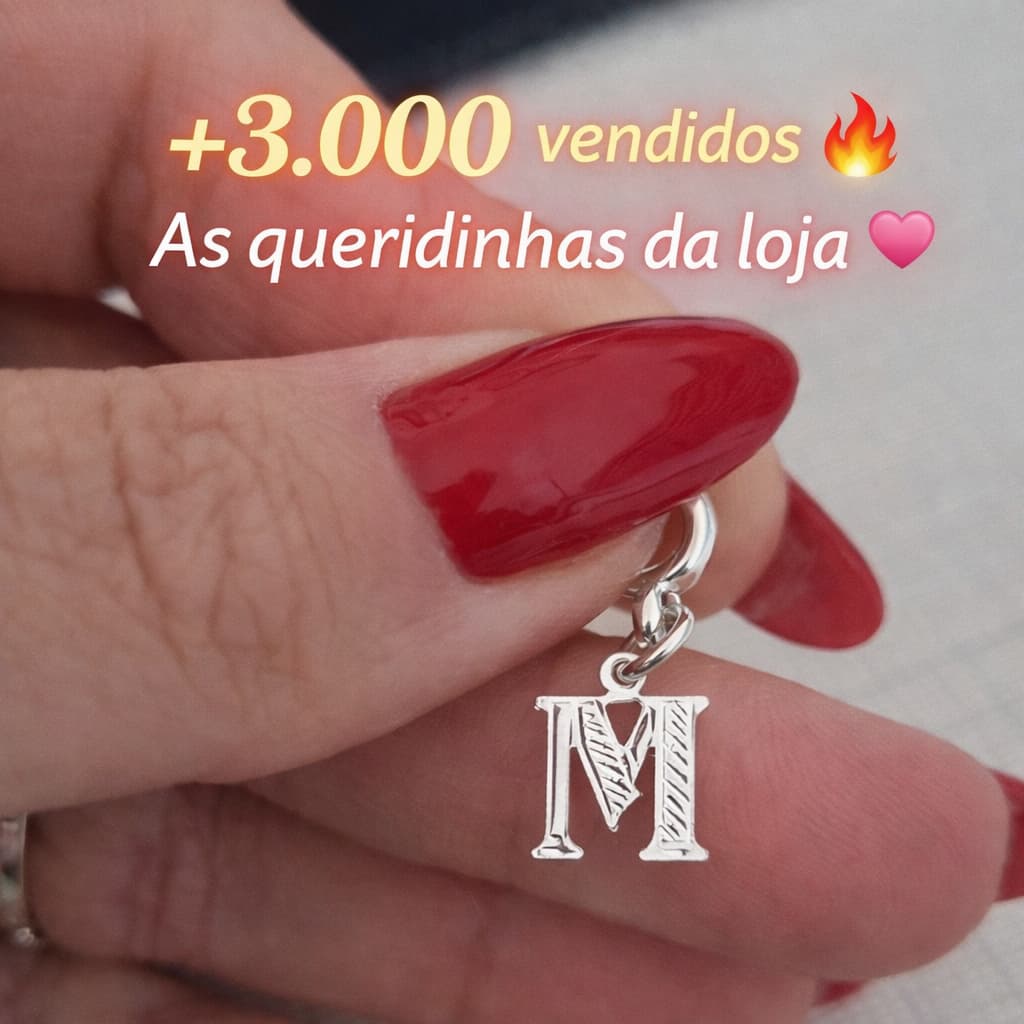 Berloque ou Pingente Letra Pendurada Inicial Todas as Letras Disponíveis Presente Ideal Sucesso de vendas
