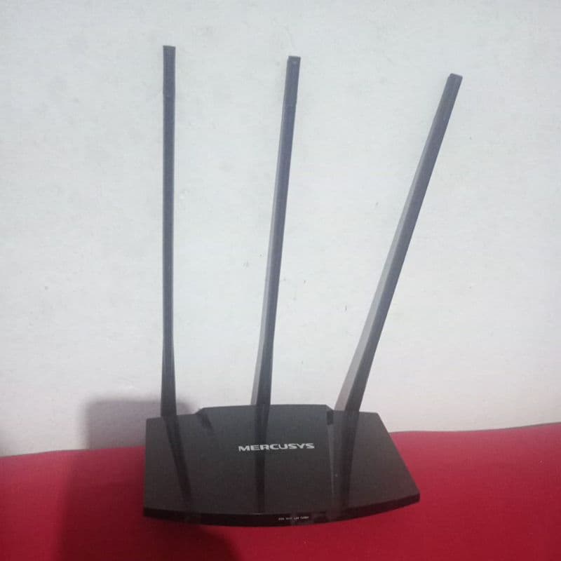 7 roteadores wireless N Router mercusys MODELO MW330HP,  3 antenas