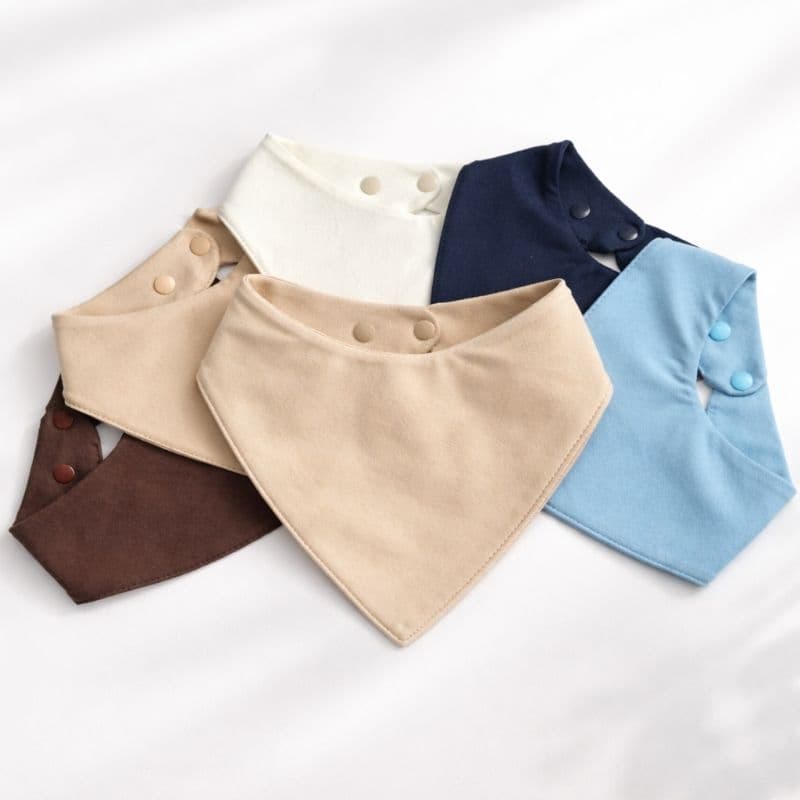 Kit 05 Babador Bandana Impermeável Bebê Malha Algodão macio confortável e ajustável