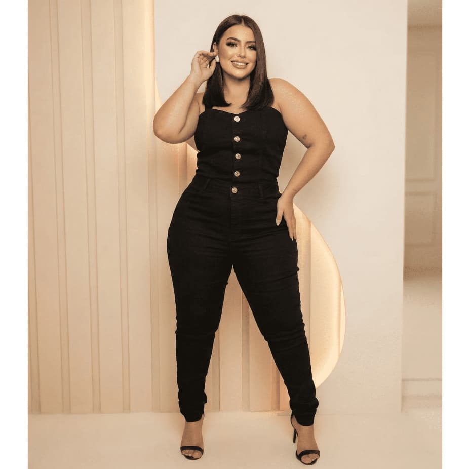 Jardineira Jeans Plus Size Com Lycra Não Aperta e estica