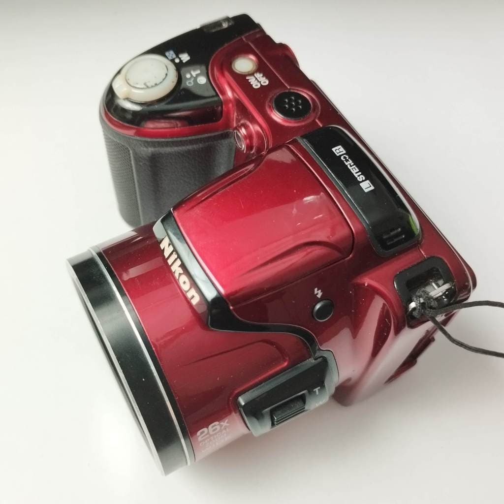 Câmera Digital Nikon Coolpix L810 - 16.1 MegaPixels - Preta - Cartão 4 Gb