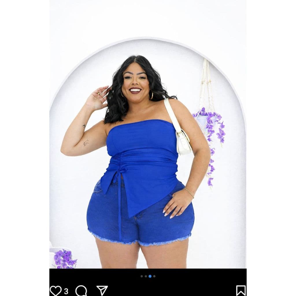 Blusa plus zize Tomara que Caia com Amarração Lateral  com bojo veste 48 a 52 tamanho G1