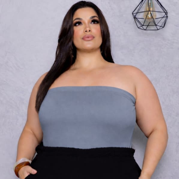 Cropped Top Tube Plus Size Feminino Tomara Que Caia Forro Duplo Sustenta Zero Transparencia Suplex Elástico nas Costas
