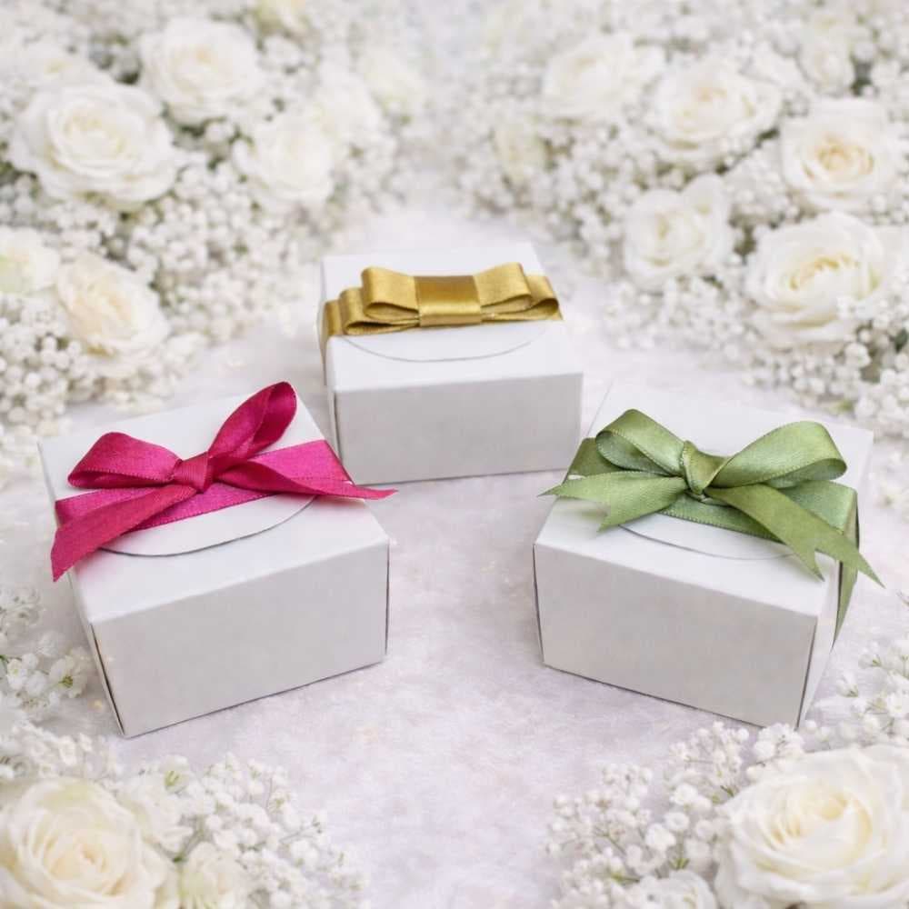 50 Caixinha P/ Bem Casado Pão de mel  Lembrancinha  Cores 6x6x4 cm