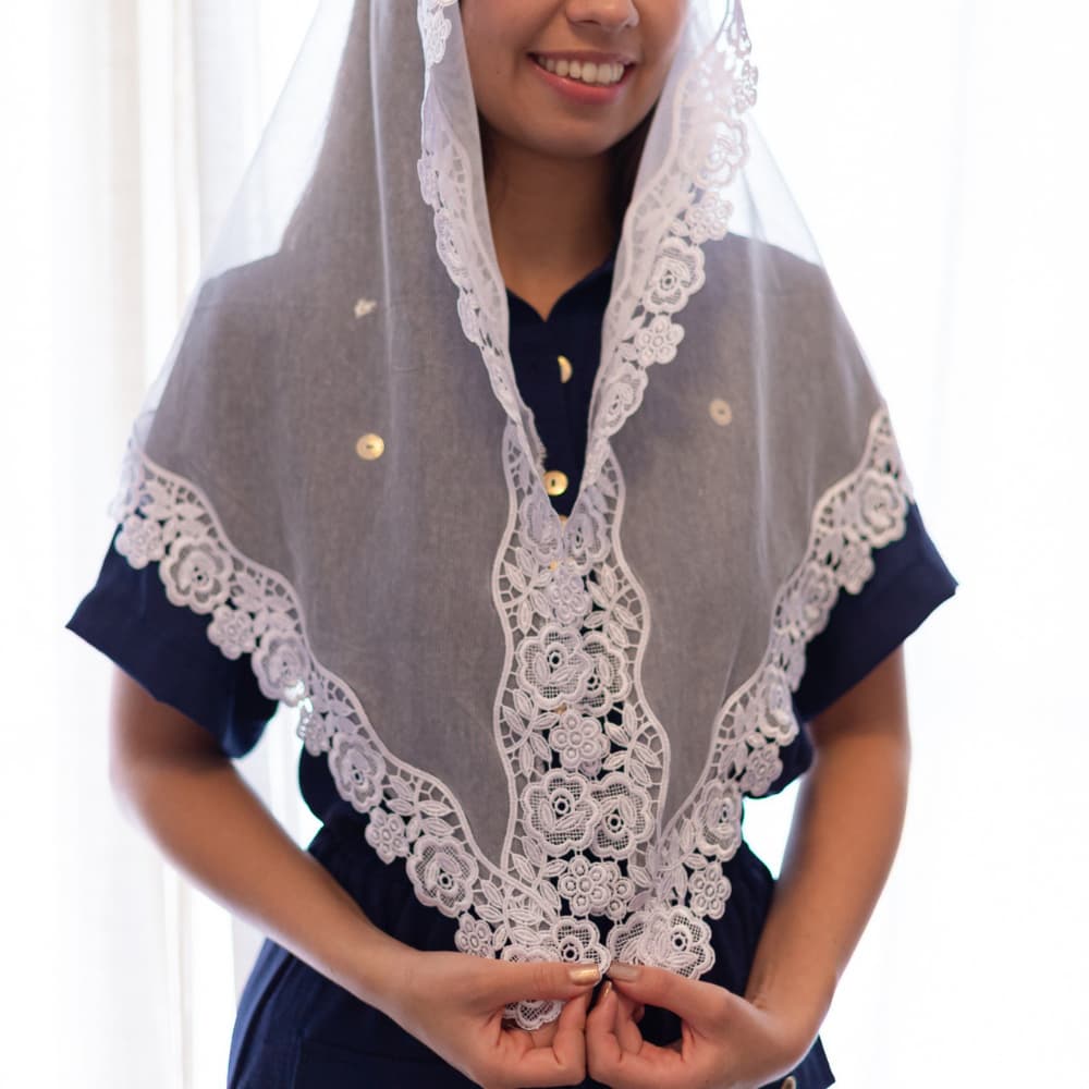 Véu Ccb Congregação Cristã no Brasil Renda Floral de 6CM Com o Tule Filó (Modelo Marta)