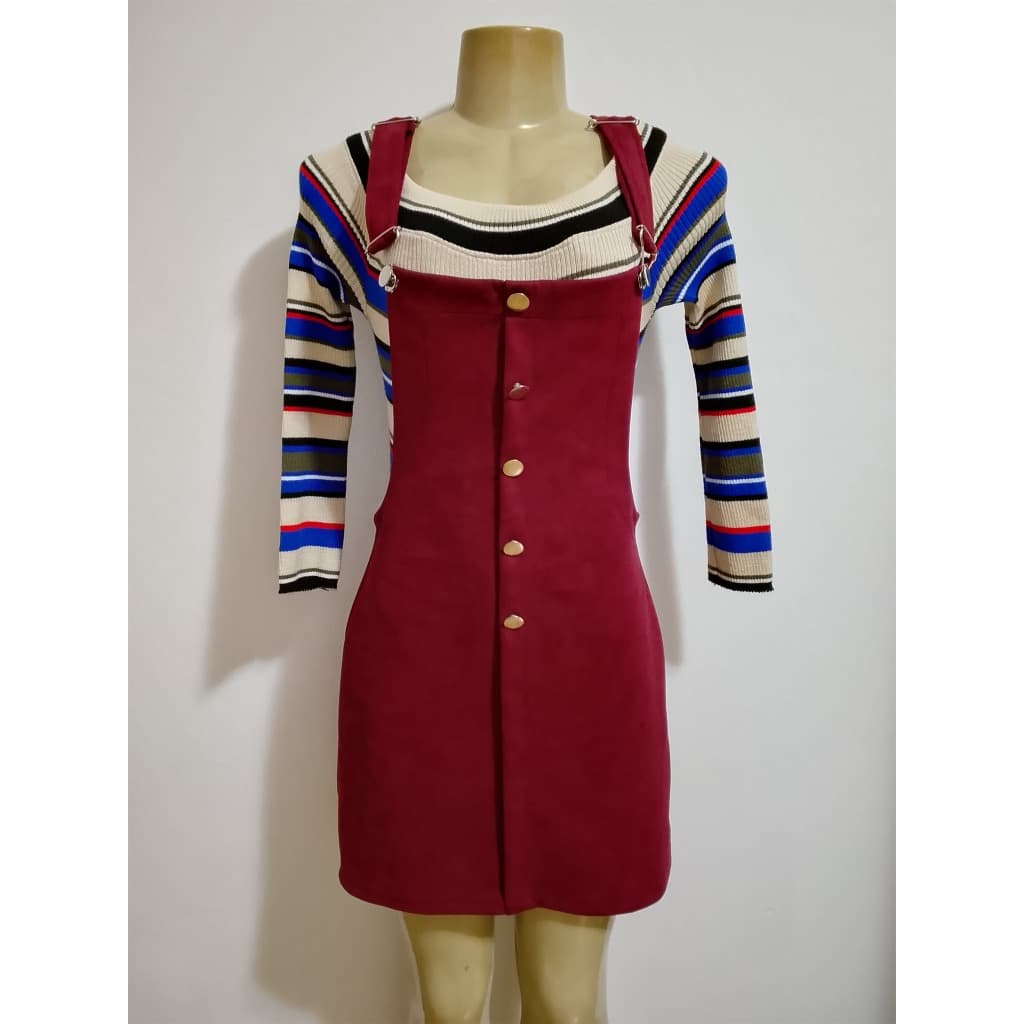 Jardineira salopete vermelha bordo chamoá Evelin tam M usado bom estado