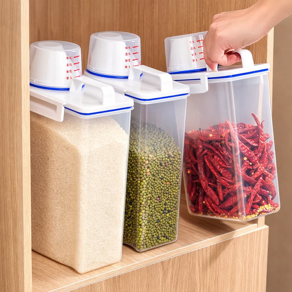 Pote Porta Sabão em pó e Alimentos Hermético com Copo Medidor Bico Dosador e com Trava Resistente