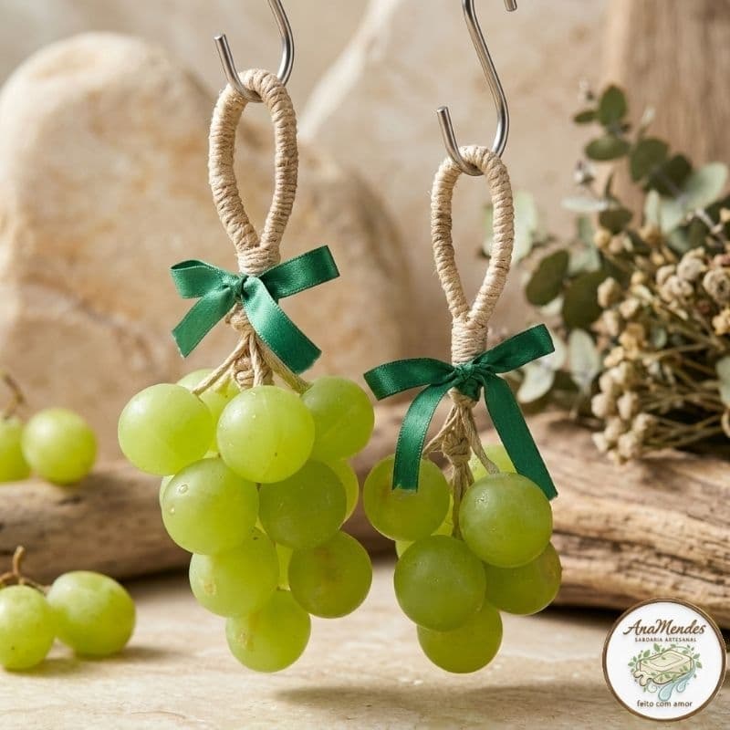 Sabonete Cacho de uva de Sabonete artesanal, sabonete com ações hidratantes