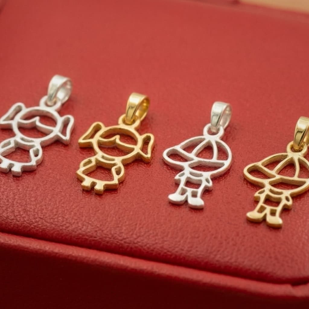 [ SEMI JOIA ] Pingente Filhos Menino Menina Filho Filha Vazado Banhado Ouro 18k Acessórios Femininos