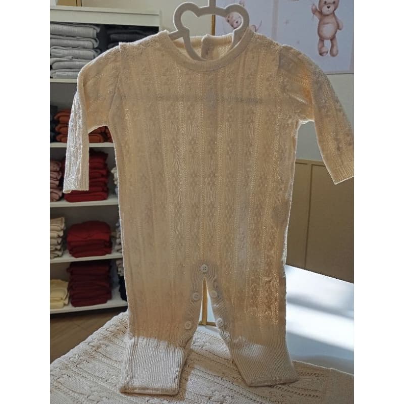 saída Maternidade manta e macacão hipoalergênico .