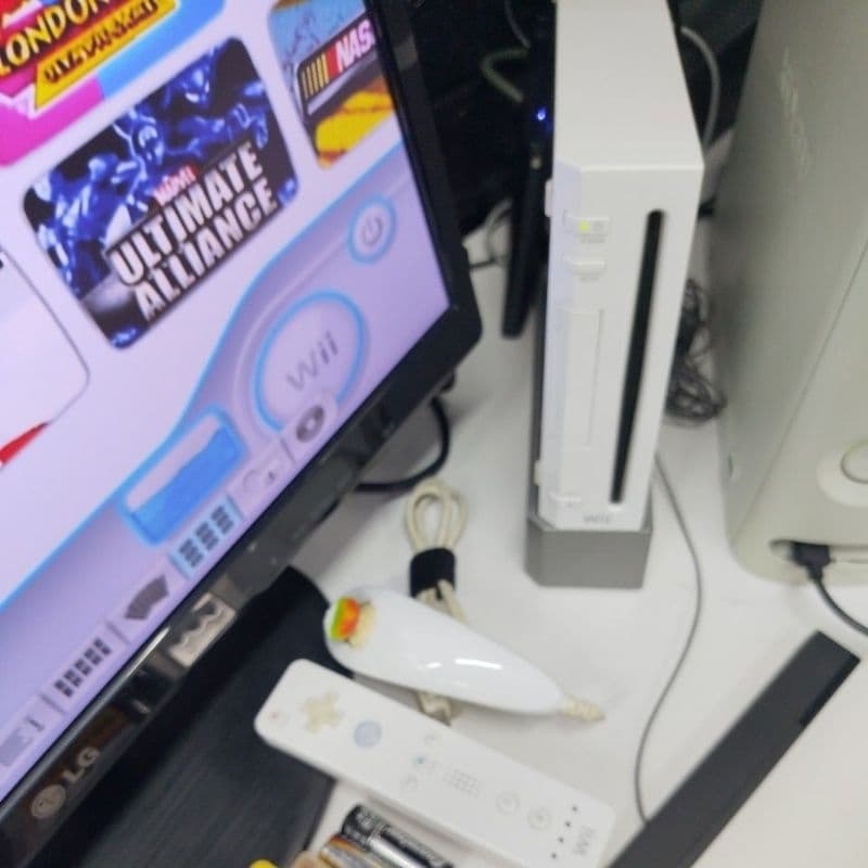 Wii Branco destravado lotado jogos