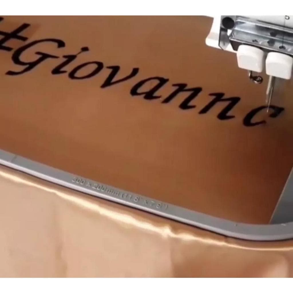 Robe de Cetim com Elastano Personalizado Bordado com Nome