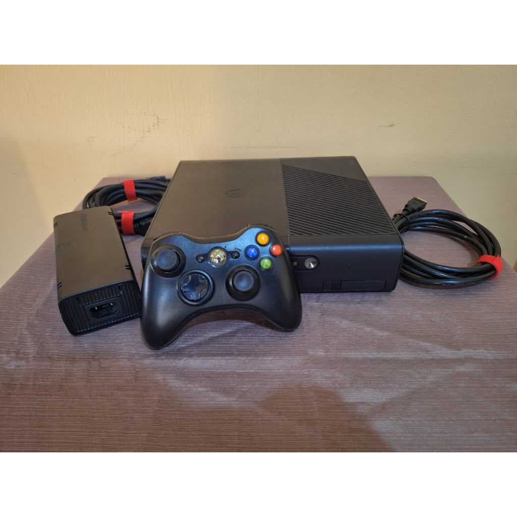 Xbox 360 completo 500gb Com jogos no HD controle original bivolt