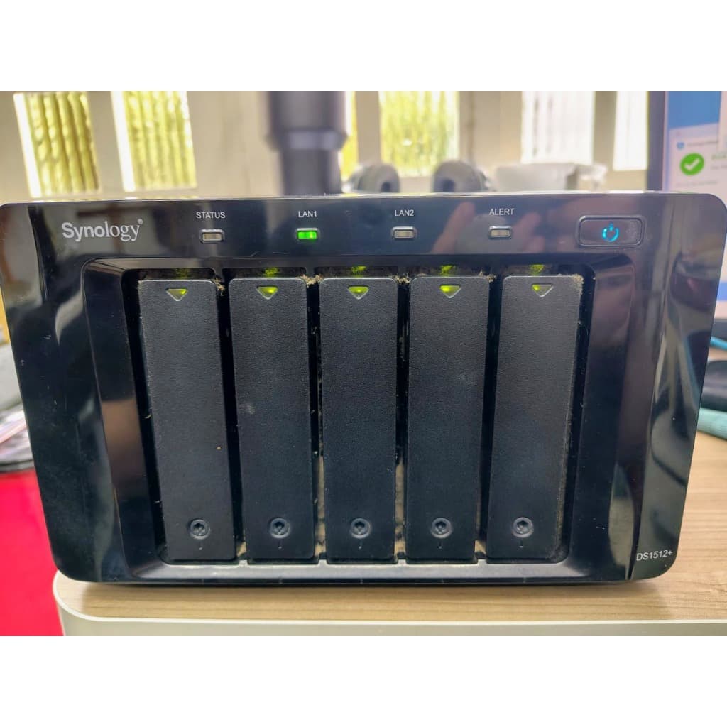 Servidor NAS Synology DS 1512+