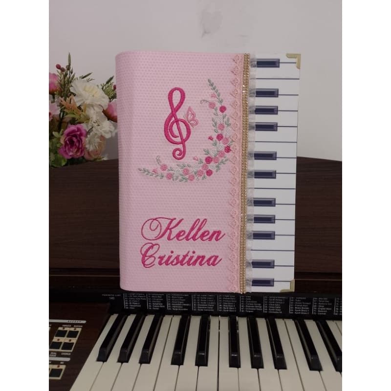 Capa bordada para hinário de organista CCB