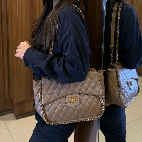 Bolsa Feminina Matelassê Premium – Estilo Atemporal e Elegante