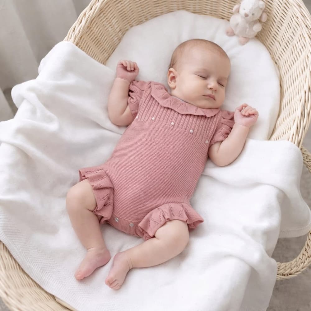 Romper Tricot Body Recém Nascido Bebê Menina Babados Pérolas Jardineira Saída Maternidade