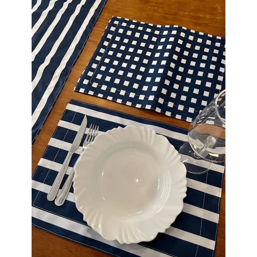 Kit Jogo Americano 2 em 1 Dupla Face Tecido Impermeável Premium Mesa Posta