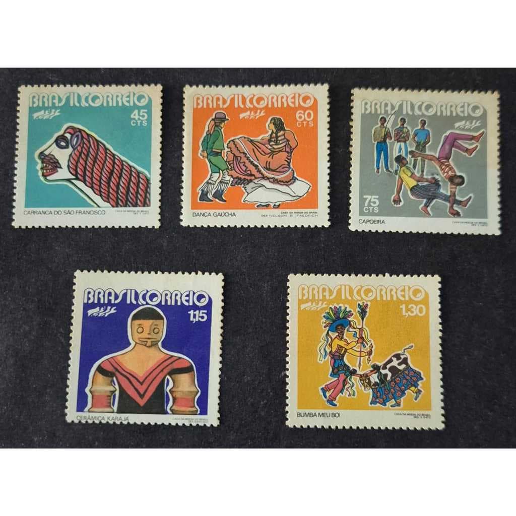 Selo dos correios - Promoção do folclore nacional - selos novos - 1972