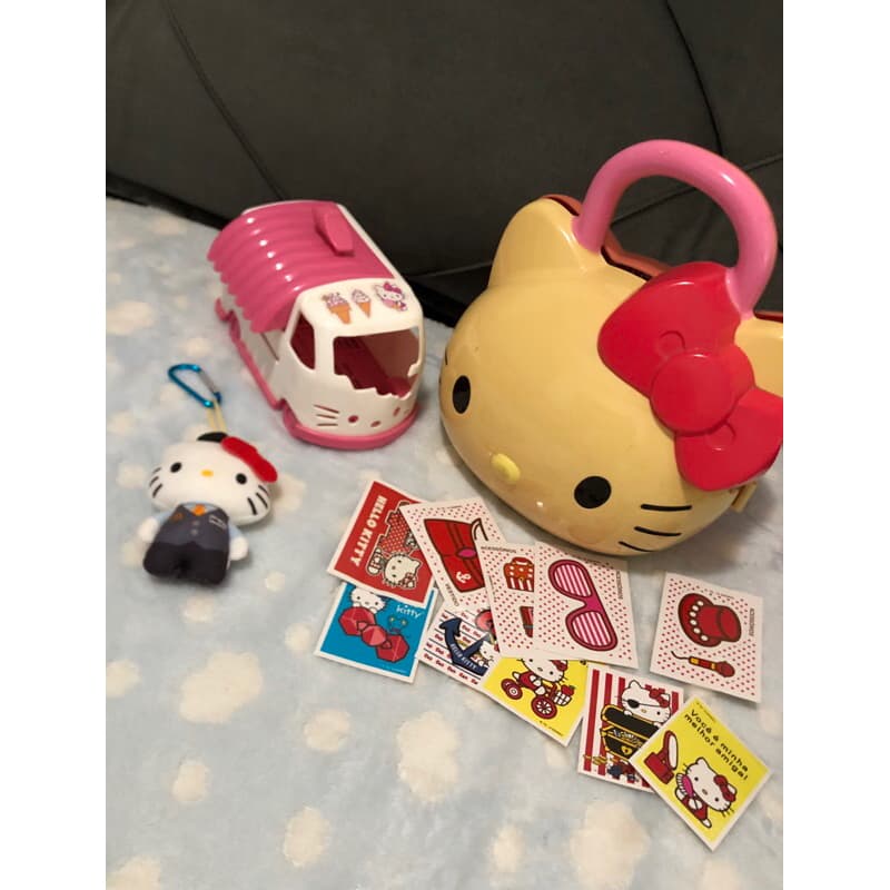 Brinquedo hello kitty McDonalds colecionáveis promocionais pascoa