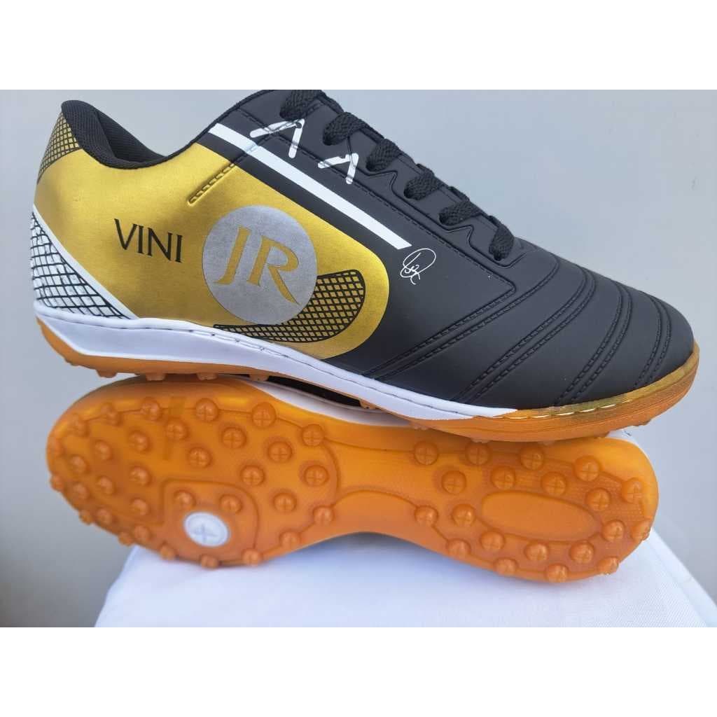 tenis chuteira JR pto/ouro society campo esporte lazer original
