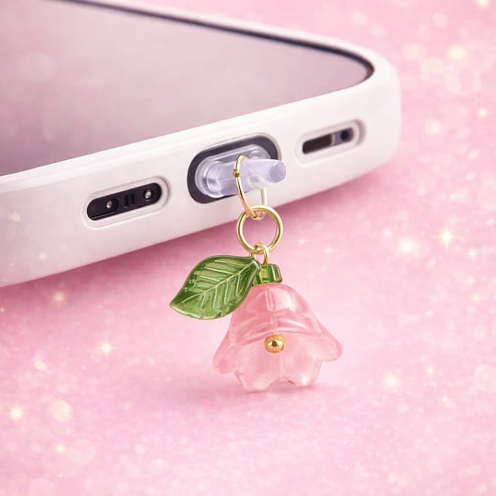 Plug Protetor de Poeira com Pingente Flor  | Tipo C, iPhone Lightning e Micro USB Kindle