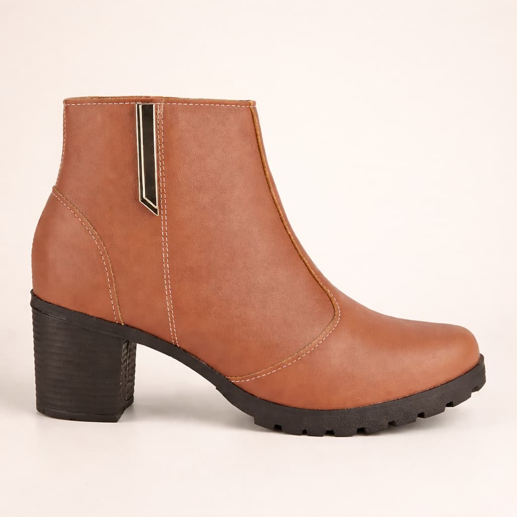 Bota Feminina Cano Curto Salto Médio Coturno Moda Detalhe Metal Confortável Promoção Original Olzzy