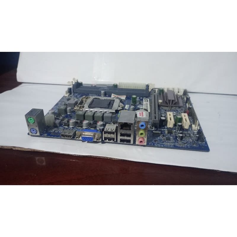 placa mãe LGA -1155 , H61H2-M2 ,modelo 15-y90-011003, DDR3 com defeito.