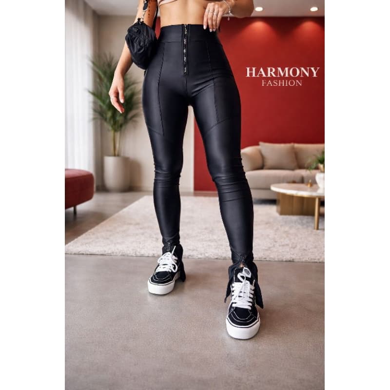 Calça Montaria Feminina Com Zíper Na Barra E Frontal