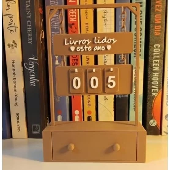 Contador de livros lidos anual com gavetinha