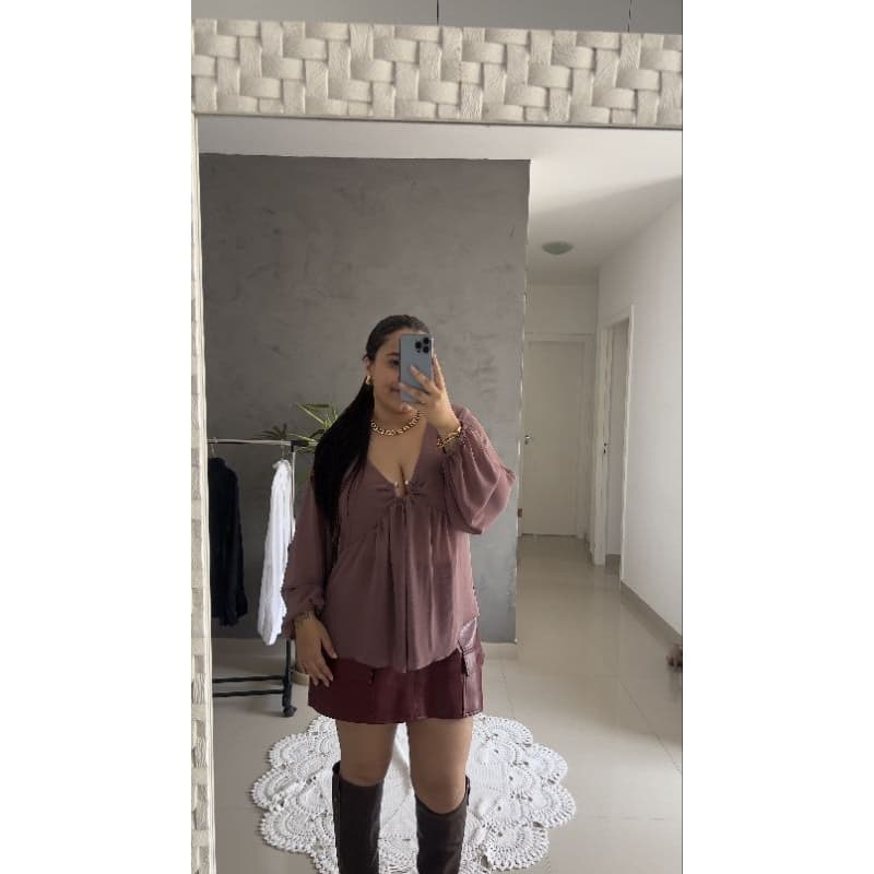 Bata com Detalhe Central