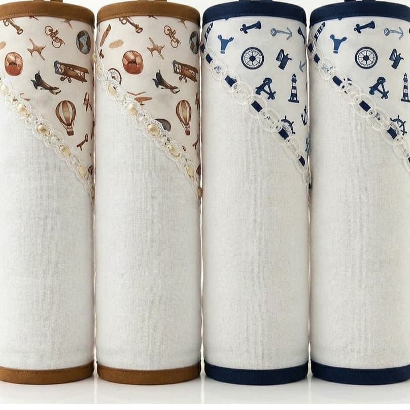 Kit 4 Toalhas de Boca para Bebê 35x40 cm – Aviãozinho e Marinheiro com Renda