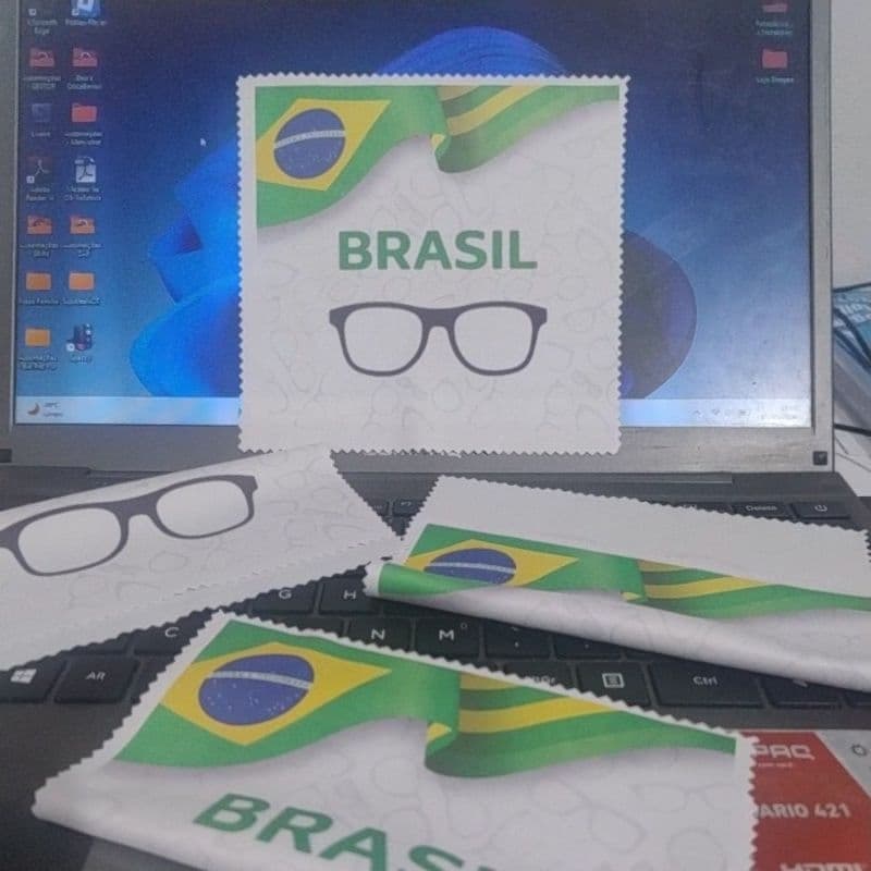 Lenço Flanelado Em Microfibra 15 x 15 Brasil