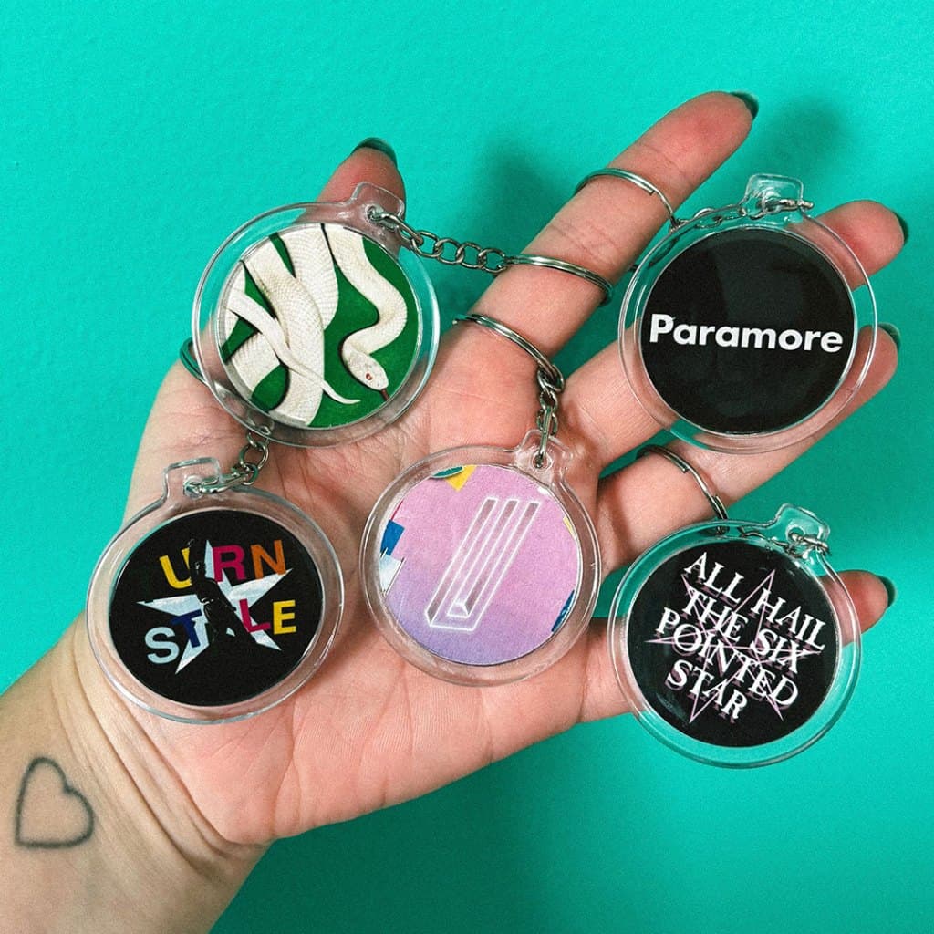 Chaveiro Acrílico Diversos - BMTH, Paramore, Linkin Park, Twenty One Pilots, Deftones, MCR, Turnstile, Sleep Token