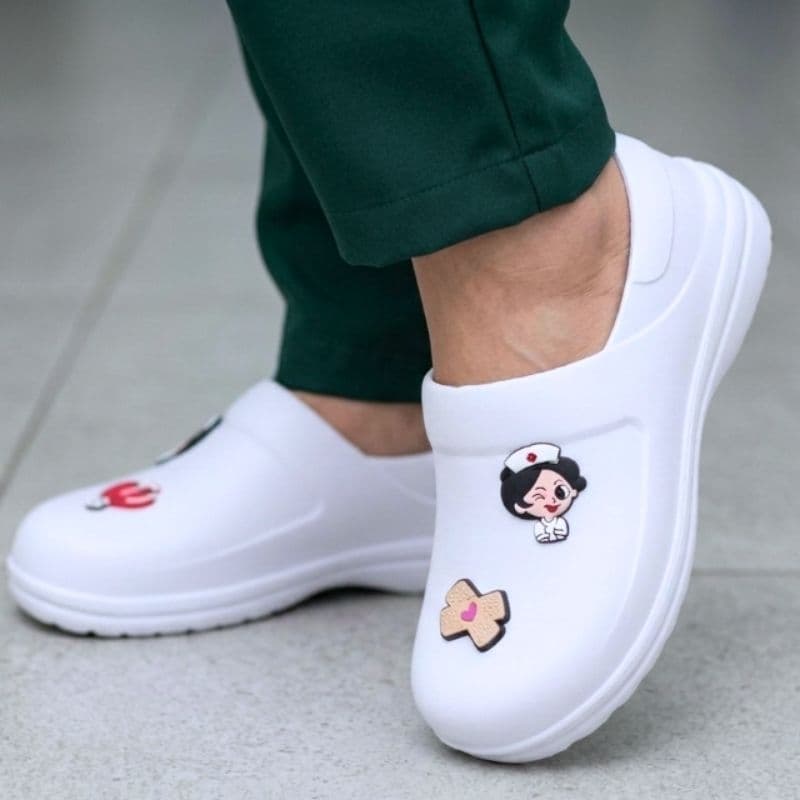 Sapato EPI Leve Nr-32 Profissional Enfermagem Estágio Hospitalar impermeável Confortável (SAPATO)