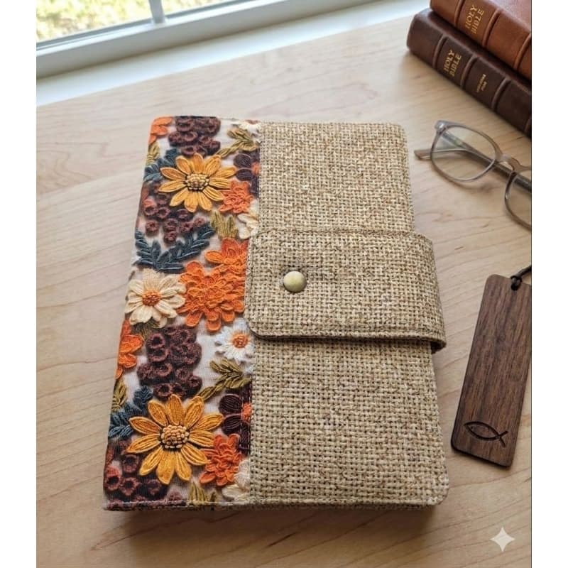 Capa de proteção para Bíblia - Fecho lapela de tecido