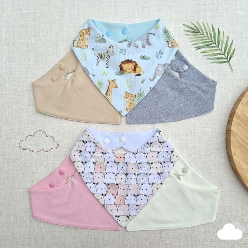 Babador Bandana Impermeável kit 03 e 02 unidades com regulagens.