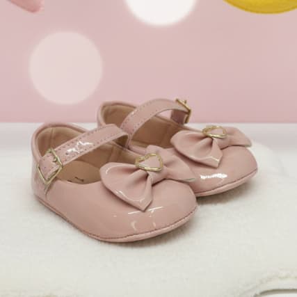 Sapatilha Feminina para Bebê: Estilo e Conforto Desde os Primeiros Passos