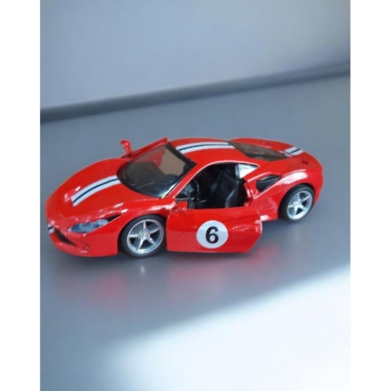 miniatura ferrari SF90 stradale carrinho de metal escala 1/36 pneu de borracha fricção colecionável