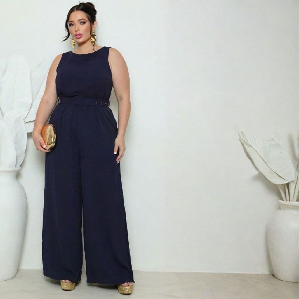 Macacão Feminino Plus Size Pantalona Regata Alfaiataria com Cinto Elegante Estiloso