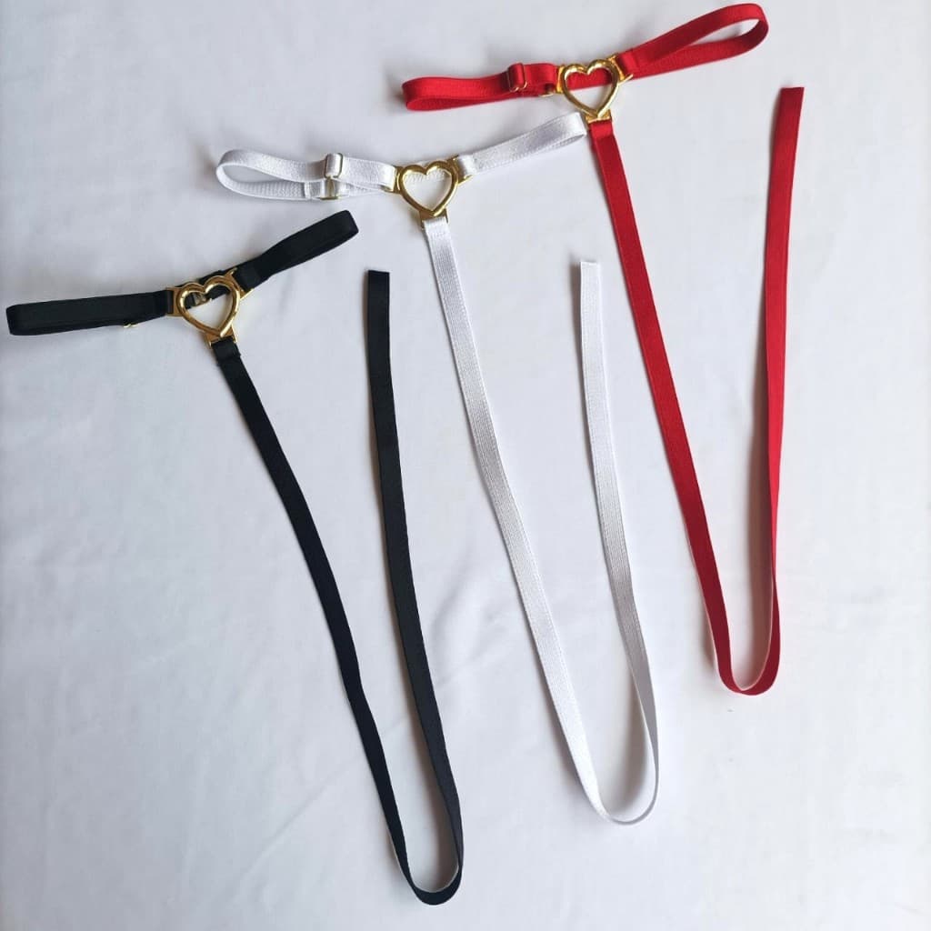 Choker Coleira Ajustavel com Coraçao Dourado- Acessório para Lingerie.