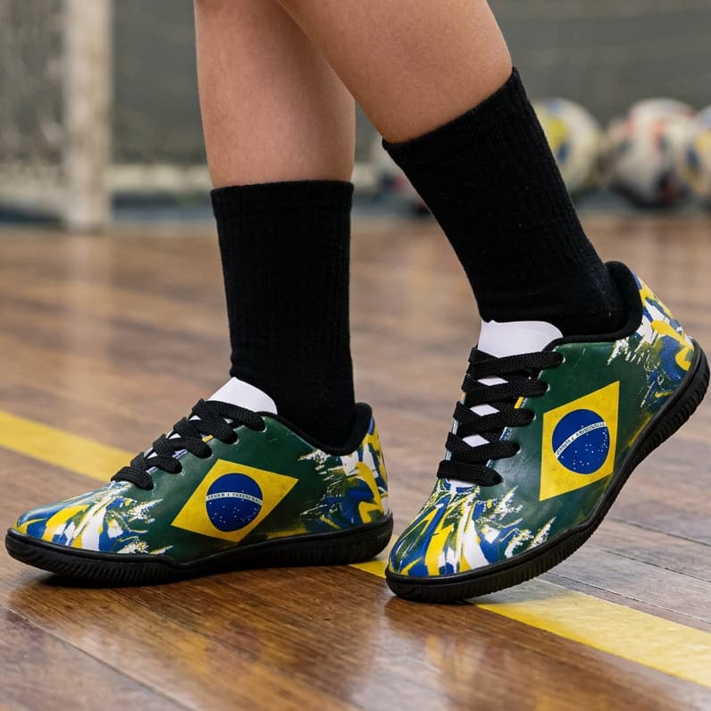 Chuteira Futsal e Society Menino Copa do Mundo Brasil Lançamento Promoção 26 ao 33